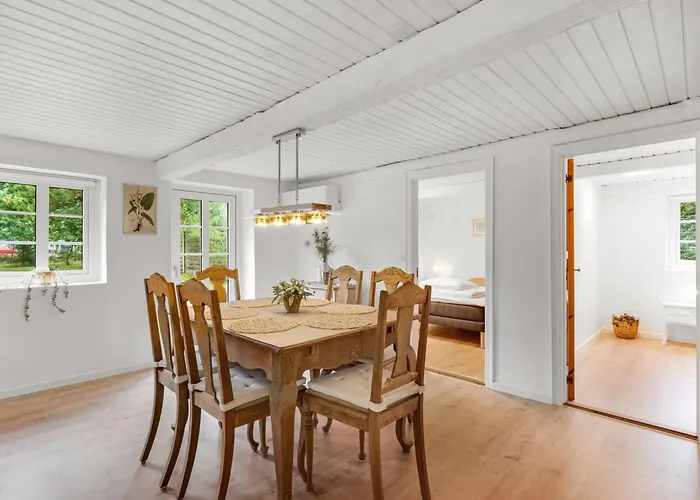 Krischan - 1-6km From The Sea By Interhome *